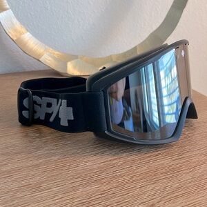 nwot SPY Snowboard Ski Goggles